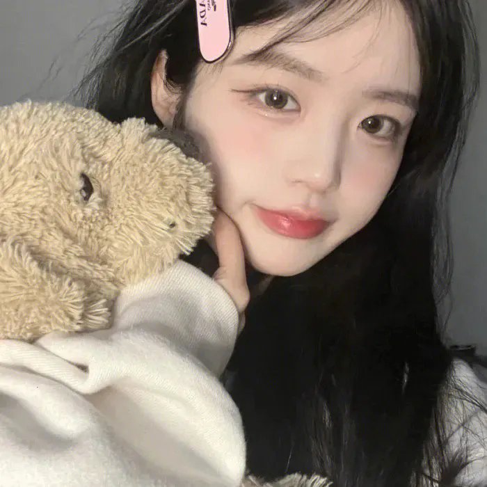 吞噬太阳的女子